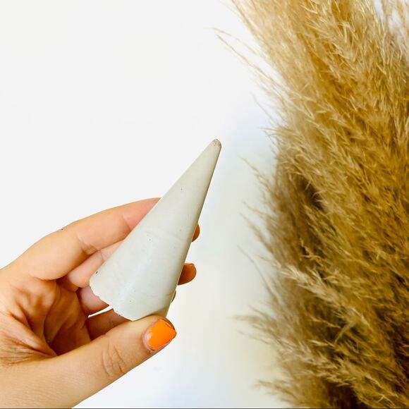 NEW Handmade Grey Concrete Natural Cone Jewelry Ring Holder Home Accent Decor - Picture 2 of 5